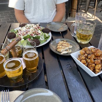 Sunriver Brewing Co - Galveston Pub - Whatta meal! - Brewpubs Near Me - Bend, Oregon