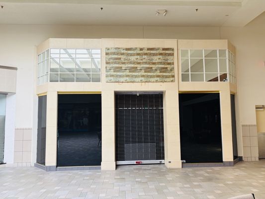 Boynton Beach Mall by null