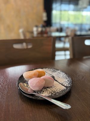 Kazzan Ramen & Bar by null