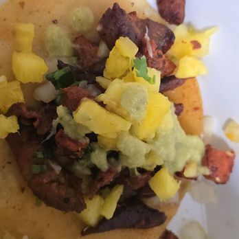 El Taco H - Al pastor taco - Tacos Near Me - Denton, Texas