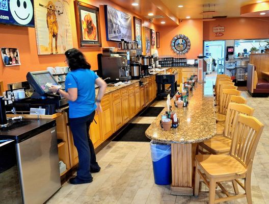 Brunchies Breakfast, Brunch & Lunch by null