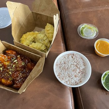 Norbu Lancaster - Chicken momo dumplings and sweet and sticky chicken - Himalayan/Nepalese Near Me - Lancaster, Pennsylvania Norbu Lancaster - Chicken momo dumplings and sweet and sticky chicken - Himalayan/Nepalese Near Me - Lancaster, Pennsylvania