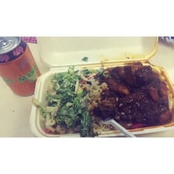 Kool Runnings - Oxtail, rice and salad.