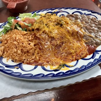 El Pinto - Chicken Enchiladas - New Mexican Cuisine Near Me - Albuquerque, New Mexico El Pinto - Chicken Enchiladas - New Mexican Cuisine Near Me - Albuquerque, New Mexico