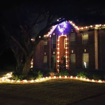 Christmas Light Creations - Classic C9 Incandescent with a red accent - Holiday Decorating Services Near Me
