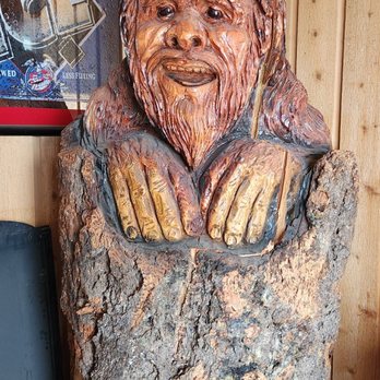 Dusty Star Saloon - Welcomes you when you walk in - Barbeque Near Me - Kalispell, Montana