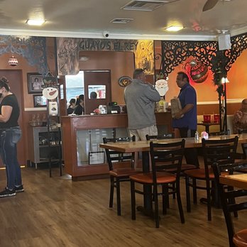 Guayos El Rey - people in a restaurant - Mexican Near Me - Miami, Arizona