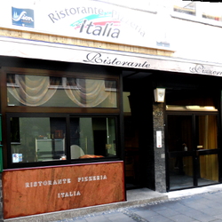 Pizzeria Italia - von draußen