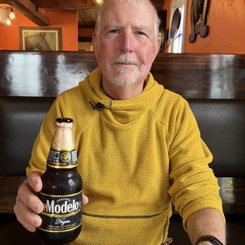 Tacos La Mina - Enjoying a Modelo aat Tacos La Mina. - Mexican Near Me - Leadville, Colorado