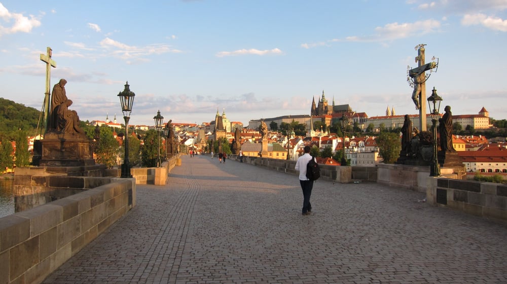 Born in Prague / private walks & bike tours