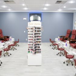 Nails colure & spa