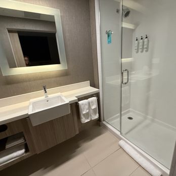 SpringHill Suites by Marriott Tuckahoe Westchester County - Hotels Near Me - Tuckahoe, New York