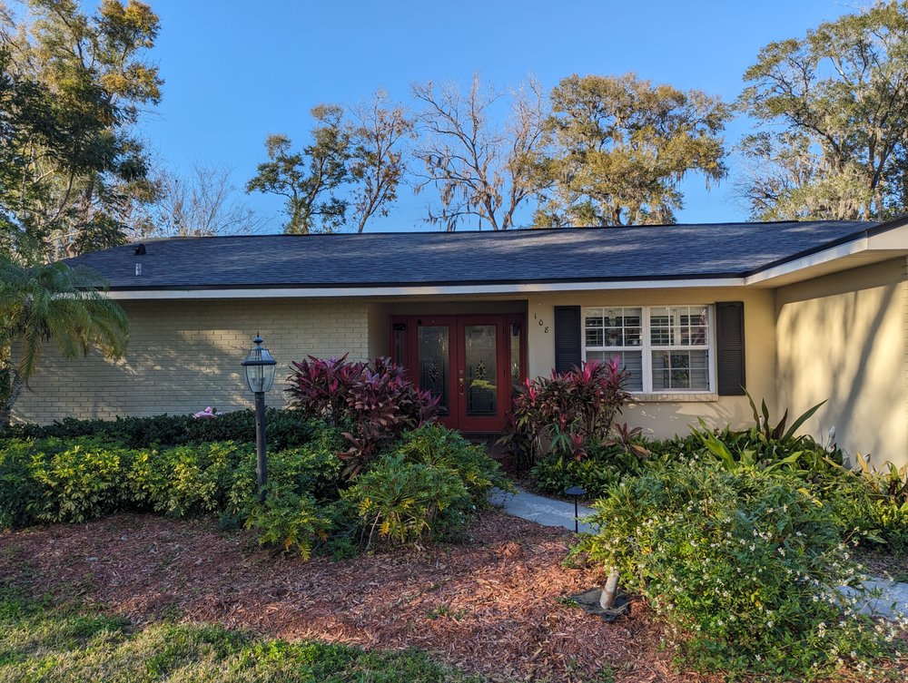 Slide of Tosca Roofing