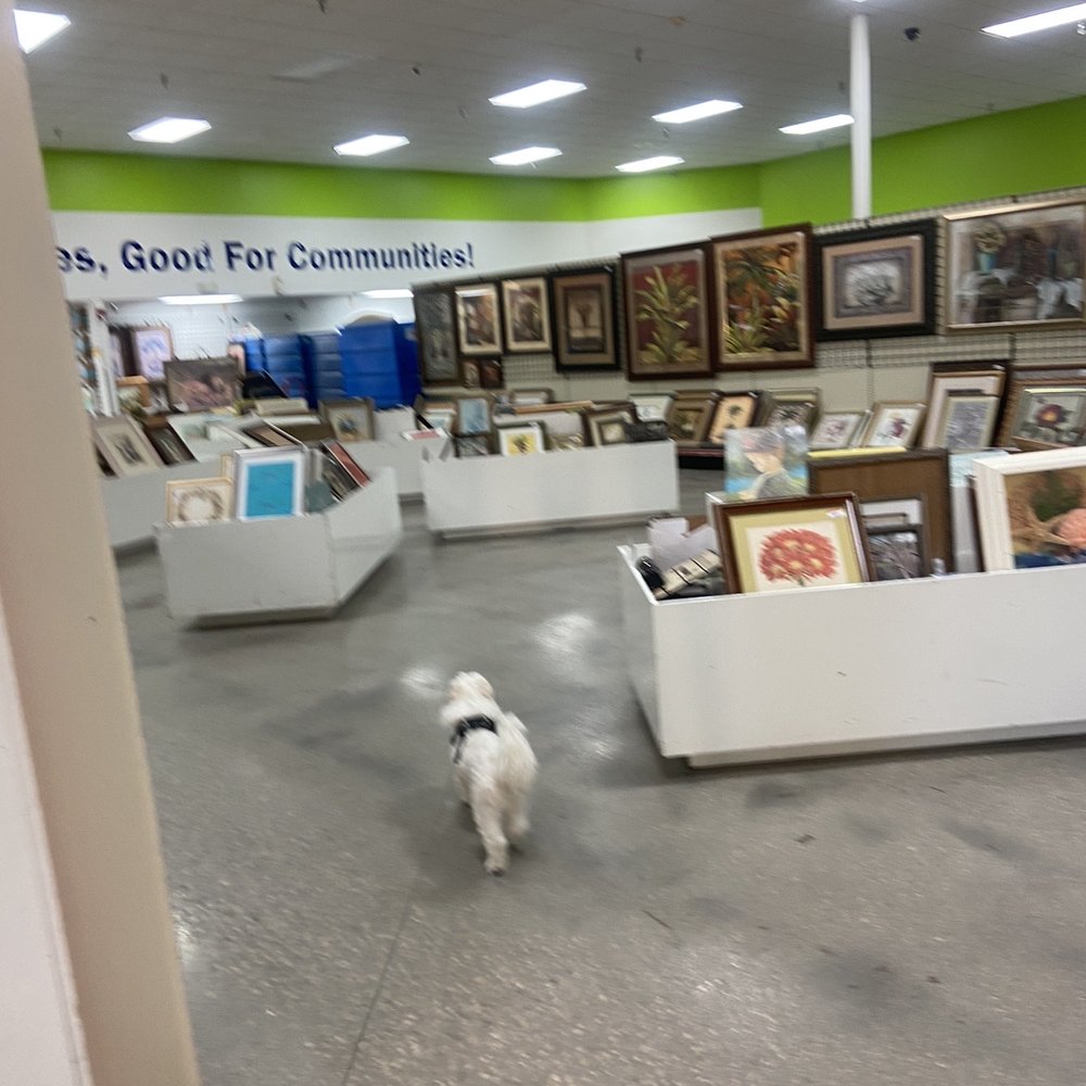 Goodwill Retail & Donation Center - Thrift Stores Near Me - Naples, Florida Goodwill Retail & Donation Center - Thrift Stores Near Me - Naples, Florida