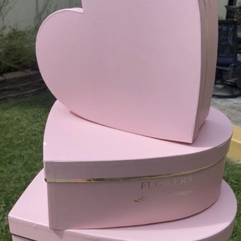 Crafty Cake Shop - This is one of their pink heart flower luxury box !! Such a good price for three boxes . - Cooking Classes Near Me - Las Vegas, Nevada Crafty Cake Shop - This is one of their pink heart flower luxury box !! Such a good price for three boxes . - Cooking Classes Near Me - Las Vegas, Nevada