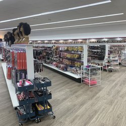 Q Beauty Supply