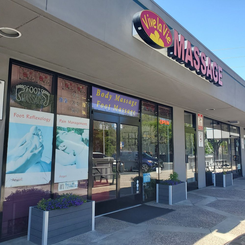 Vive la Vie Massage - Outside - Reflexology Near Me - Santa Clara, California Vive la Vie Massage - Outside - Reflexology Near Me - Santa Clara, California