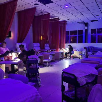 M.C. Spa & Nail Bar - Nail Salons Near Me - Orlando, Florida