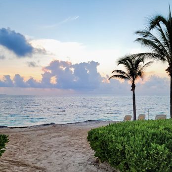 Riu Palace Peninsula - Hotels Near Me - Cancún, ROO
