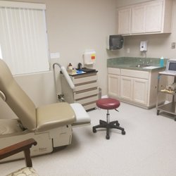Modern treatment rooms with digital xray and sonogram capability