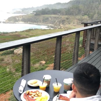 Timber Cove Resort - Hotels Near Me - Jenner, California