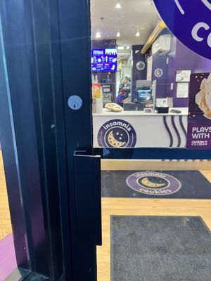 Insomnia Cookies by null