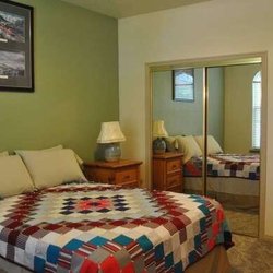 Perfect Moments B&B and Event Venue - Design Room, 1 Queen Bed, Private Bathroom (JT Train Room) - Guest Room