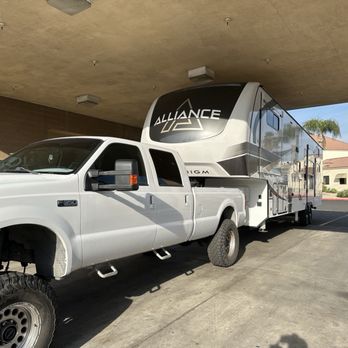 Giant RV - Alliance Rv - RV Dealers Near Me - Colton, California Giant RV - Alliance Rv - RV Dealers Near Me - Colton, California