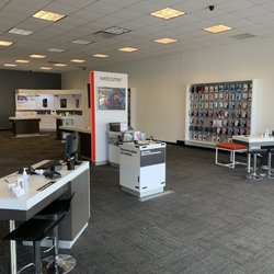 Verizon Authorized Retailer - TCC