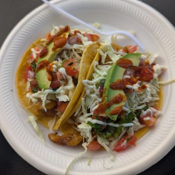 Mariscos El Faro - Fish tacos - Food Trucks Near Me - Los Angeles, California Mariscos El Faro - Fish tacos - Food Trucks Near Me - Los Angeles, California