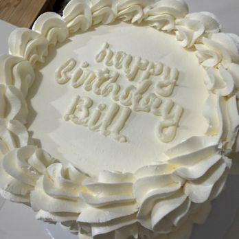 Sweet Crumbles Bakery - Top of the cake - Bakeries Near Me - Auburn, Washington
