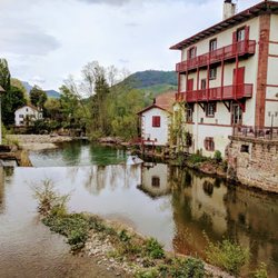 Commune de Saint-Jean-Pied-de-Port - Holy moly
