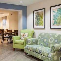 The Residence at Pearl Street - The Residence at Valley Farm Seating.