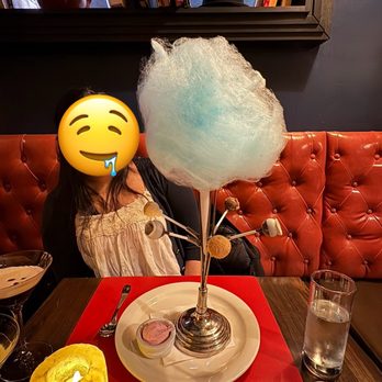 David Burke Tavern - Cake-lollipop tree - Steakhouses Near Me - New York, New York David Burke Tavern - Cake-lollipop tree - Steakhouses Near Me - New York, New York