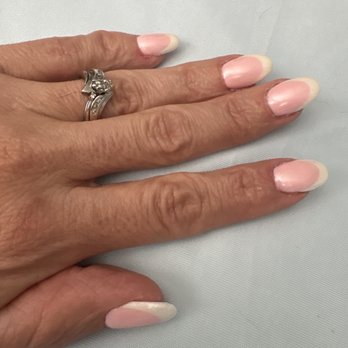 TIPPI NAILS & SPA - Pink and white, with clear dip undercoat, and chrome on top - Nail Salons Near Me - Lake Worth, Florida TIPPI NAILS & SPA - Pink and white, with clear dip undercoat, and chrome on top - Nail Salons Near Me - Lake Worth, Florida