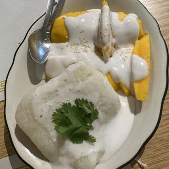 Thai Noodles Cafe - Thai Near Me - Libertyville, Illinois