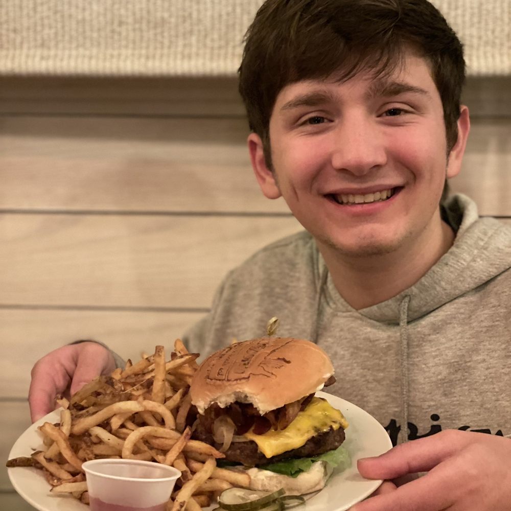 Madison's - Burger and Fries - Seafood Near Me - Port Royal, South Carolina Madison's - Burger and Fries - Seafood Near Me - Port Royal, South Carolina