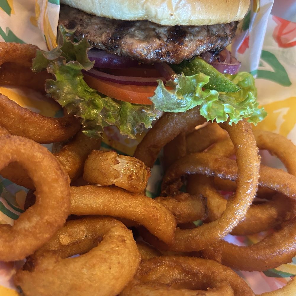 Jim & Rob's Fresh Grill - Cheeseburger with crispy and delicious onion rings! - American Near Me - Ojai, California Jim & Rob's Fresh Grill - Cheeseburger with crispy and delicious onion rings! - American Near Me - Ojai, California