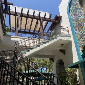 Urth Caffé-Pasadena - Cafes Near Me - Pasadena, California Urth Caffé-Pasadena - Cafes Near Me - Pasadena, California