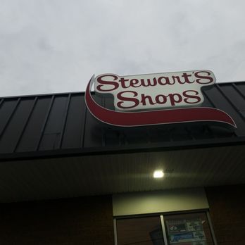Stewart's Shops - the front of the store - Convenience Stores Near Me - Kingston, New York