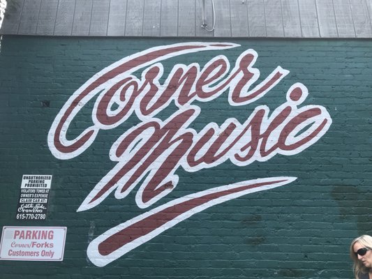 Corner Music by null