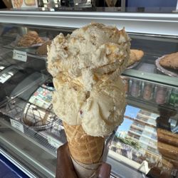 Dulce de Leche and butter pecan.