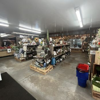 Schutt's Apple Mill - Inside - Fruits & Veggies Near Me - Webster, New York