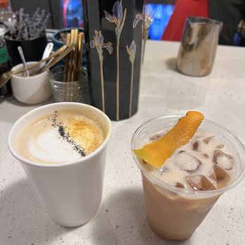 Discourse Coffee - Downtown - Coffee & Tea Near Me - Milwaukee, Wisconsin