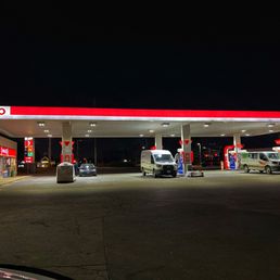 Exterior photo of Esso - Mississauga, Ontario Exterior photo of Esso - Mississauga, Ontario