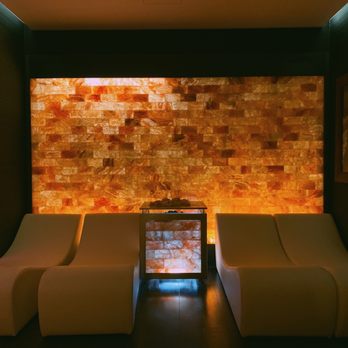 Romeo Hotel - Hotels Near Me - Naples, NA