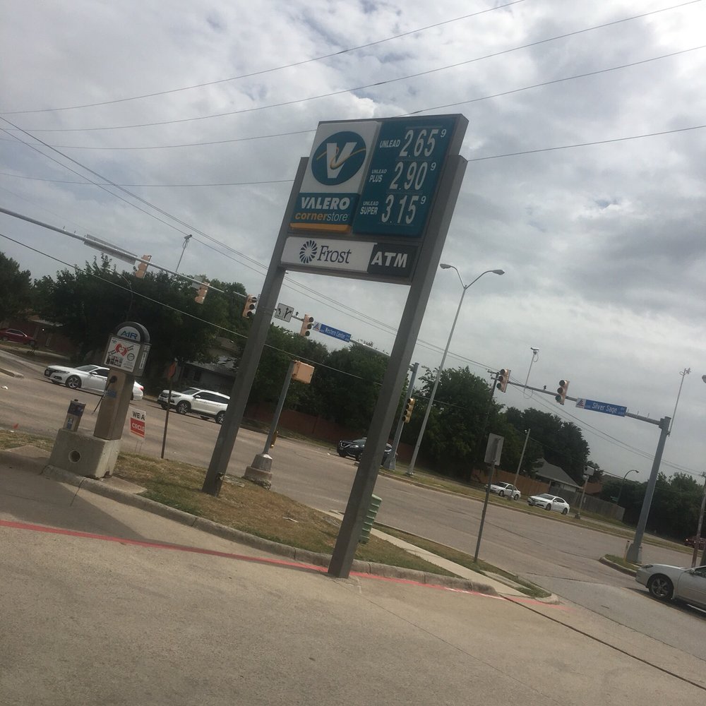 Circle K - It's Circle K AND Valero. I'm a little confused, but the prices are good. - Convenience Stores Near Me - Haltom City, Texas Circle K - It's Circle K AND Valero. I'm a little confused, but the prices are good. - Convenience Stores Near Me - Haltom City, Texas