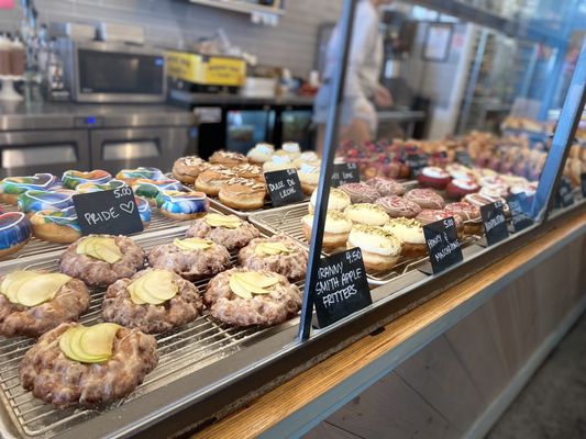 Detour Doughnuts by null