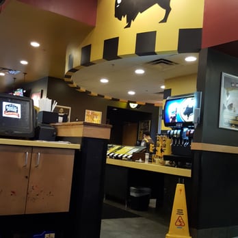 Buffalo Wild Wings - Chicken Wings Near Me - Tulsa, Oklahoma