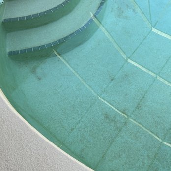 Sparkling Kleen Pools & Spas - Before: Stained Bottom - Pool & Hot Tub Service Near Me - Sarasota, Florida Sparkling Kleen Pools & Spas - Before: Stained Bottom - Pool & Hot Tub Service Near Me - Sarasota, Florida
